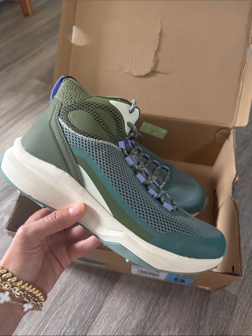 Eddie Bauer Herron Outdoor boot Size 9 Green Mesh High-Top Lace Up Casual